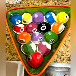 Billiards pool ball serving tray
